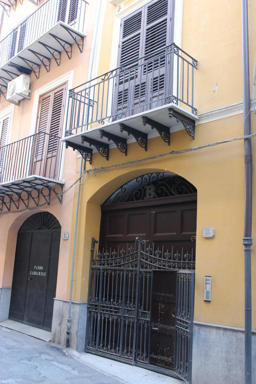 Apartment Basile Palermo Zimmer foto